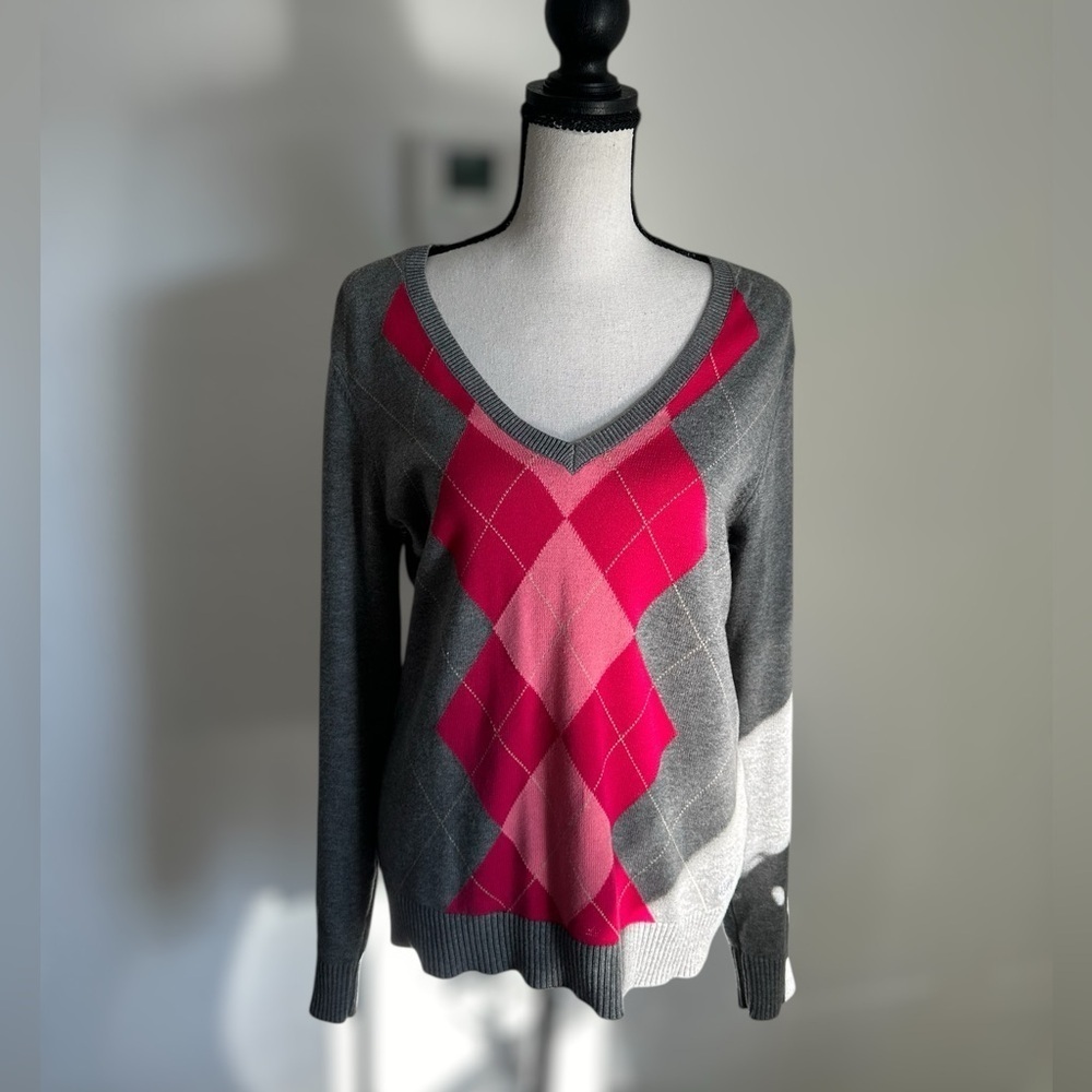 Izod Women’s Argyle V-Neck Pullover Sweater, Size Medium